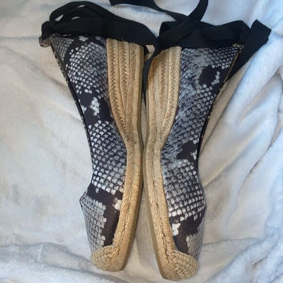 Tory Burch 'Heather' 40mm Ankle Wrap Espadrille Wedge Snake 7.5 M - Picture 7 of 12